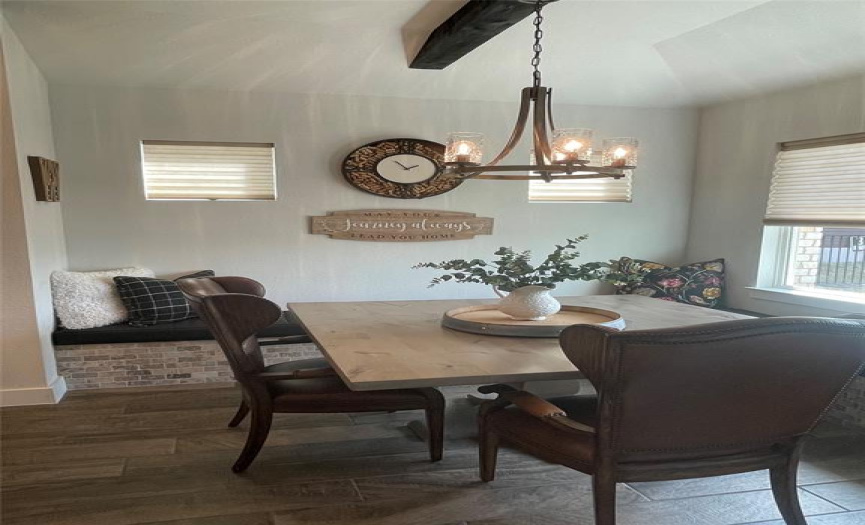 Dining Area with built in bench seating with storage underneath!