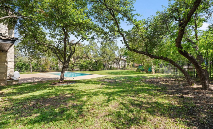 12 Parkside RD, The Hills, Texas 78738, 4 Bedrooms Bedrooms, ,3 BathroomsBathrooms,Residential,For Sale,Parkside,ACT2997092