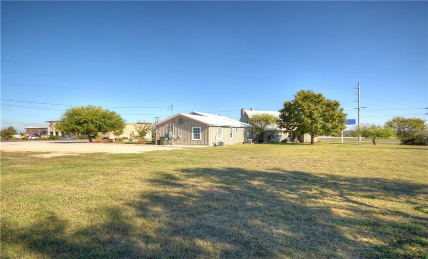 101 River Hills DR, Georgetown, Texas 78628, ,Commercial Sale,For Sale,River Hills,ACT1942882
