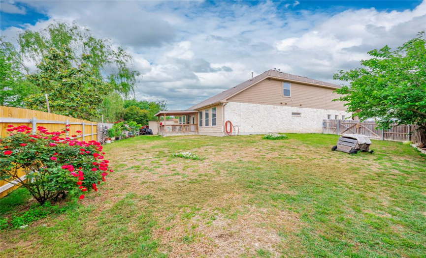 300 Blossom Valley STRM, Buda, Texas 78610, 5 Bedrooms Bedrooms, ,3 BathroomsBathrooms,Residential,For Sale,Blossom Valley,ACT1637188