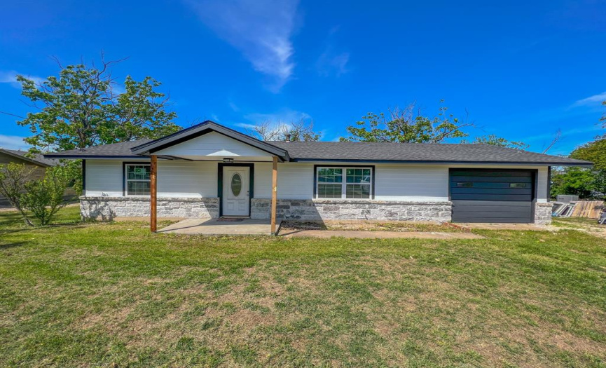 301 1st ST, Jarrell, Texas 76537, 3 Bedrooms Bedrooms, ,1 BathroomBathrooms,Residential,For Sale,1st,ACT9977800