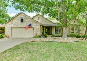 Welcome home to this beautiful and well-cared for home in sought-after Sun City. You're going to love it here!