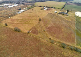 WOW!  Almost 20 acres in the booming Williamson County Corridor.