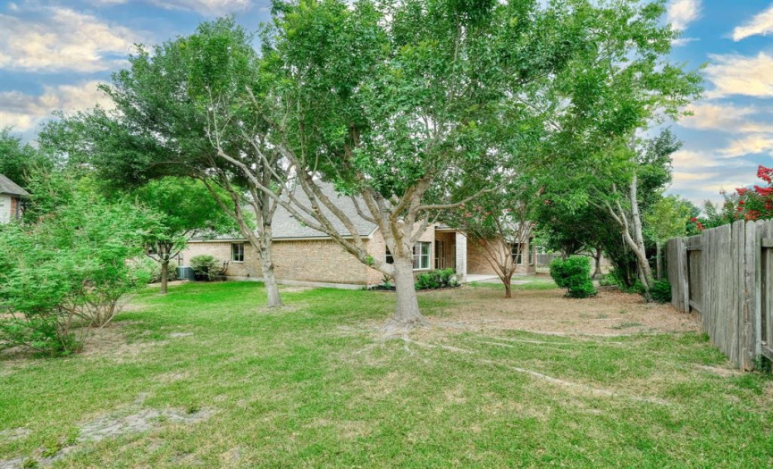 2102 Spotted Owl CIR, Pflugerville, Texas 78660, 4 Bedrooms Bedrooms, ,3 BathroomsBathrooms,Residential,For Sale,Spotted Owl,ACT5203032