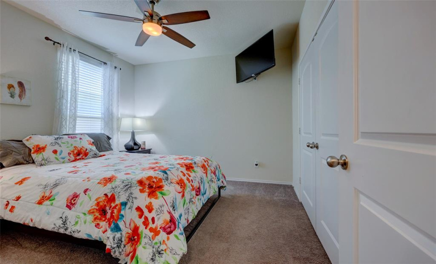 Spacious first floor bedroom offers large closet and is right next to a full bath. Great layout! 608 Reinhardt Blvd, Georgetown TX 78626. MLS #1500692.