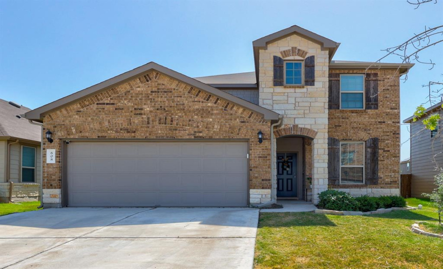 Close to both the elementary & middle schools! 608 Reinhardt Blvd, Georgetown TX 78626. MLS #1500692 