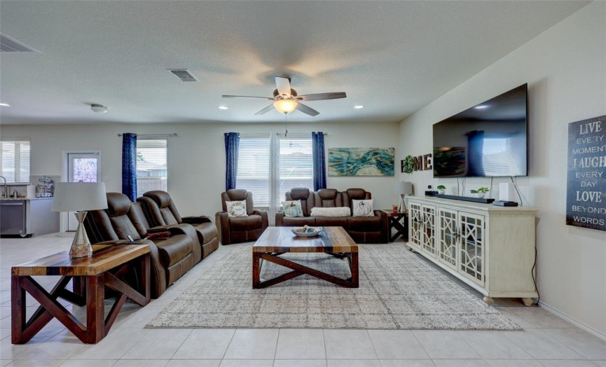 A few steps beyond the dining area is this magnificent living room/great room! 608 Reinhardt Blvd, Georgetown TX 78626. MLS 1500692.