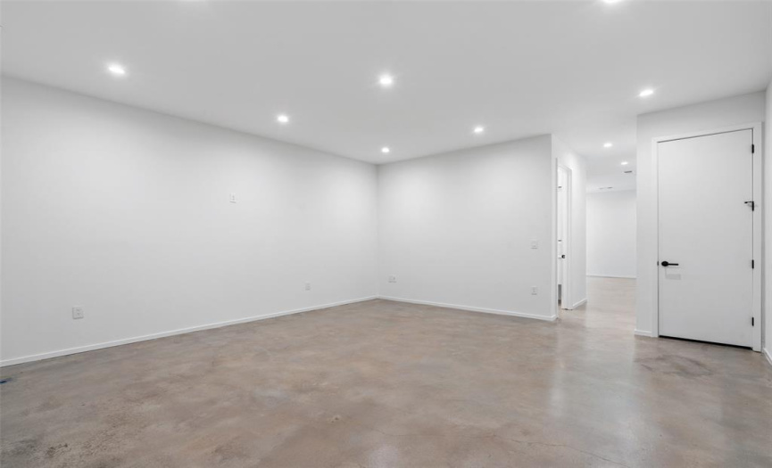 2nd larger space in basement with 7:1 surround