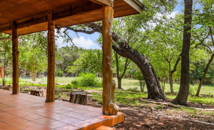 The Studio/Workshop is the perfect spot for those looking for a bit of privacy while enjoying the incredible Hill Country surroundings.