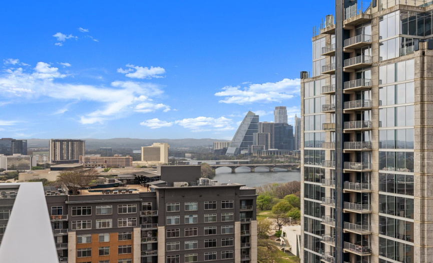 In the heart of downtown Austin, you'll find Natiivo Austin—a sought-after condominium community with a modern vibe and stunning views of Downtown and Lady Bird Lake
