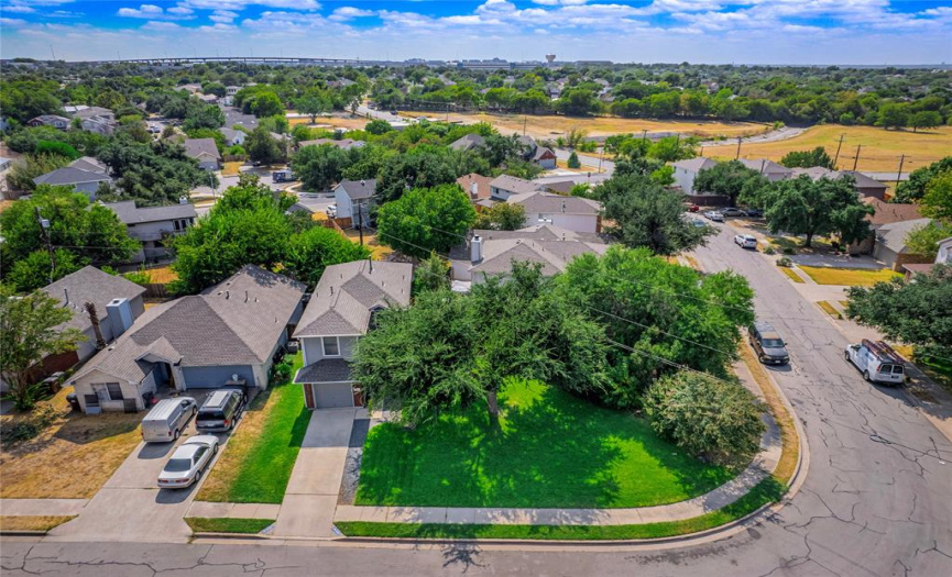 1727 Windy Park CIR, Round Rock, Texas 78664, 3 Bedrooms Bedrooms, ,2 BathroomsBathrooms,Residential,For Sale,Windy Park,ACT4142248