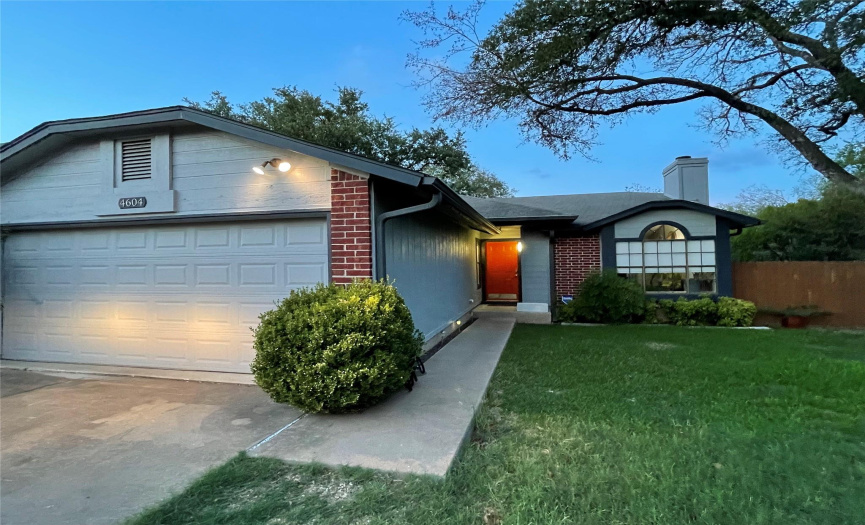 4604 Galapagos DR, Austin, Texas 78749, 3 Bedrooms Bedrooms, ,2 BathroomsBathrooms,Residential,For Sale,Galapagos,ACT6350256