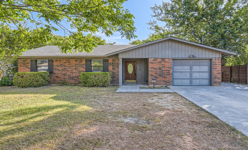 2305 Smith Branch BLVD, Georgetown, Texas 78626, 3 Bedrooms Bedrooms, ,1 BathroomBathrooms,Residential,For Sale,Smith Branch,ACT2050276