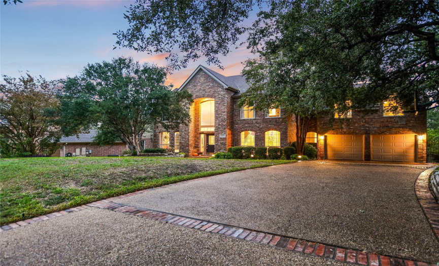 9262 Scenic Bluff DR, Austin, Texas 78733, 4 Bedrooms Bedrooms, ,3 BathroomsBathrooms,Residential,For Sale,Scenic Bluff,ACT5667481