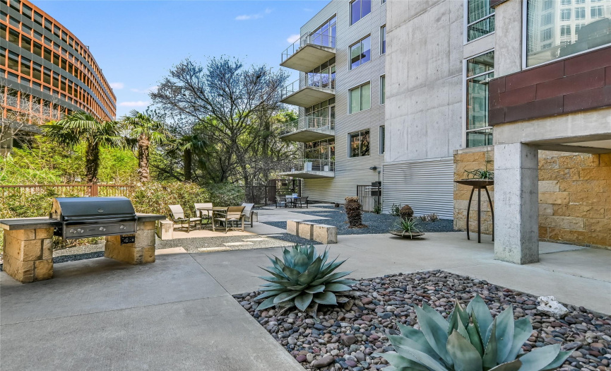 800 5th ST, Austin, Texas 78703, 2 Bedrooms Bedrooms, ,2 BathroomsBathrooms,Residential,For Sale,5th,ACT9378797