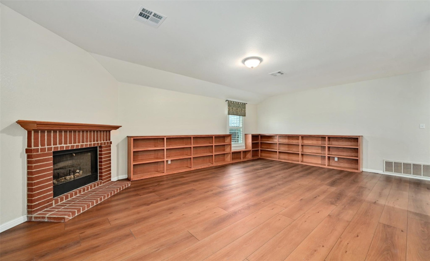 Plenty of room to spread out in your open family room 