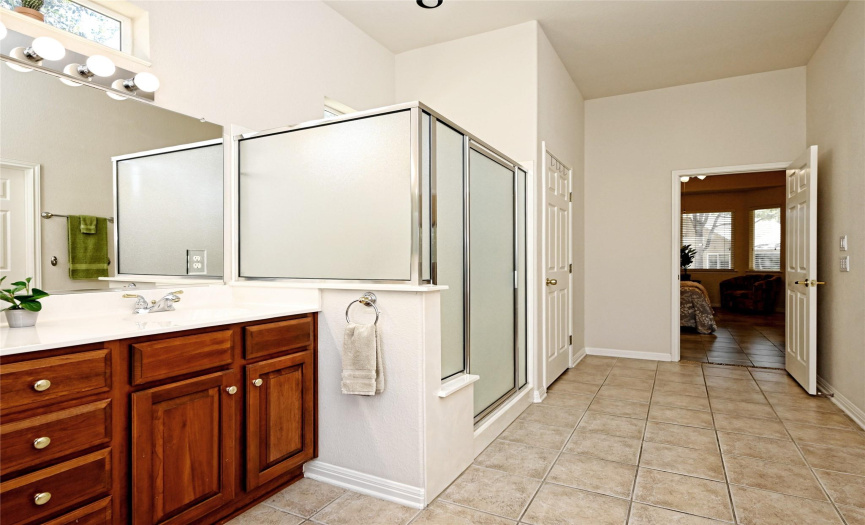 121 Longhorn TRL, Georgetown, Texas 78633, 3 Bedrooms Bedrooms, ,2 BathroomsBathrooms,Residential,For Sale,Longhorn,ACT5061432