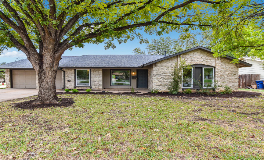 5601 Berry Hill DR, Austin, Texas 78745, 3 Bedrooms Bedrooms, ,2 BathroomsBathrooms,Residential,For Sale,Berry Hill,ACT6999300