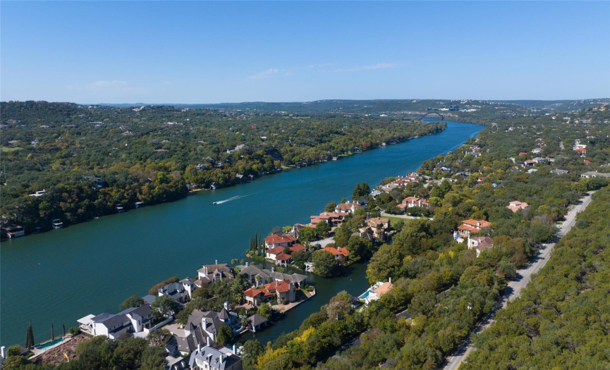 Spectacular Mount Bonnell Retreat with Panoramic Lake Austin Views