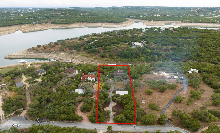 1.879 acre lot w/ gated entrance in a quiet cove of Lake Travis 