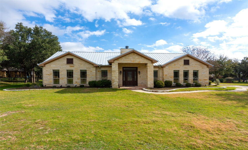 1367 Indian Pass, Salado, Texas 76571, 5 Bedrooms Bedrooms, ,4 BathroomsBathrooms,Residential,For Sale,Indian Pass,ACT1685309