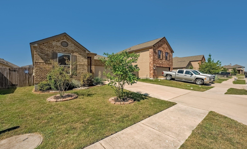 6712 Horseshoe Pond DR, Del Valle, Texas 78617, 3 Bedrooms Bedrooms, ,2 BathroomsBathrooms,Residential,For Sale,Horseshoe Pond,ACT1032488
