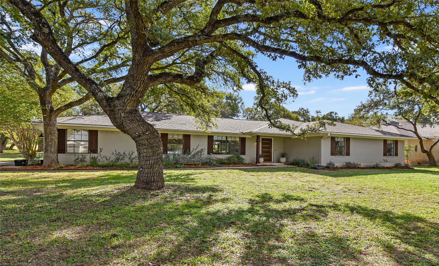 Beautiful 4 br, 2 bath home on the golf course in a quite, centrally located neighborhood on a cul-de-sac street.TOTALLY remodeled and updated in 2019.