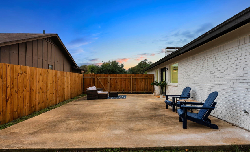 7207 West Gate BLVD, Austin, Texas 78745, 4 Bedrooms Bedrooms, ,2 BathroomsBathrooms,Residential,For Sale,West Gate,ACT4347297