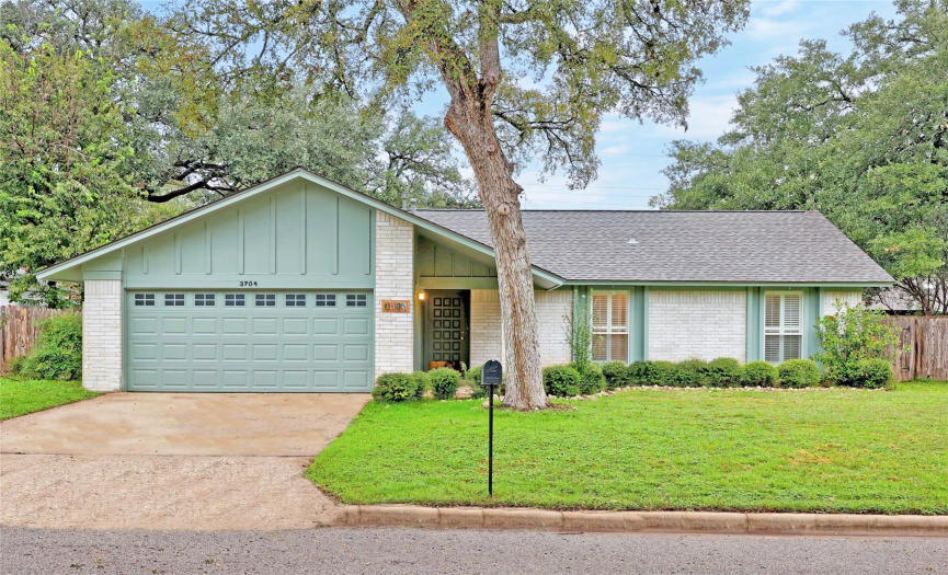 3704 Woodchester LN, Austin, Texas 78727, 3 Bedrooms Bedrooms, ,2 BathroomsBathrooms,Residential,For Sale,Woodchester,ACT5403452