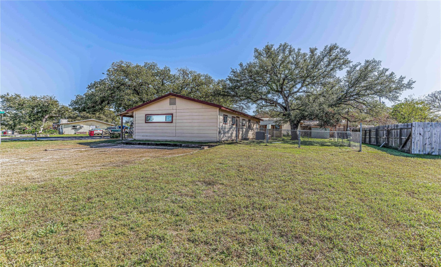 403 South DR, Kingsland, Texas 78639, 2 Bedrooms Bedrooms, ,2 BathroomsBathrooms,Residential,For Sale,South,ACT2429949