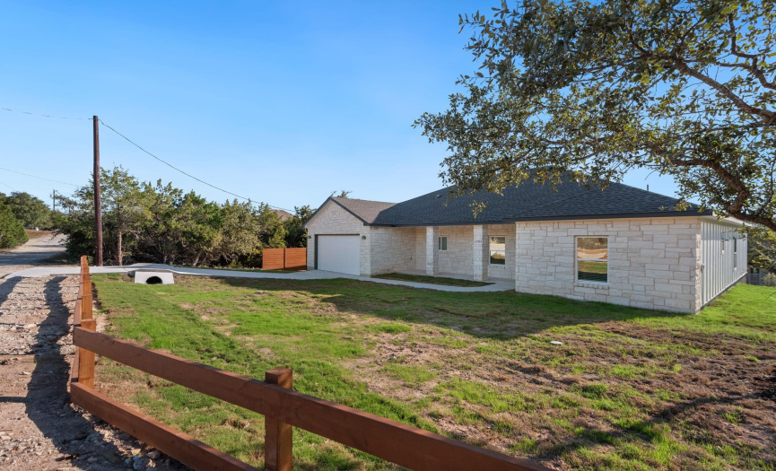 17701 Village, Dripping Springs, Texas 78620, 3 Bedrooms Bedrooms, ,2 BathroomsBathrooms,Residential,For Sale,Village,ACT2543792