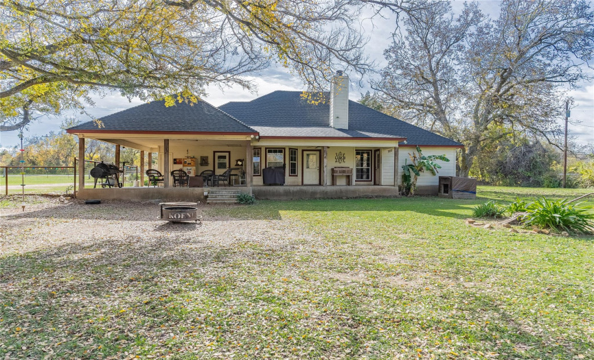 800 Fm 2571, Smithville, Texas 78957, 3 Bedrooms Bedrooms, ,2 BathroomsBathrooms,Residential,For Sale,Fm 2571,ACT4074435