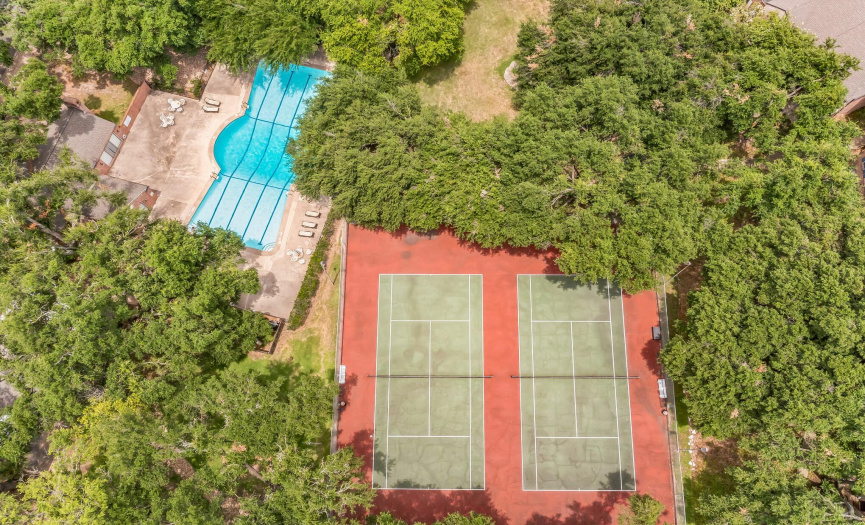 Tennis courts are wonderful and so is the clubhouse. 