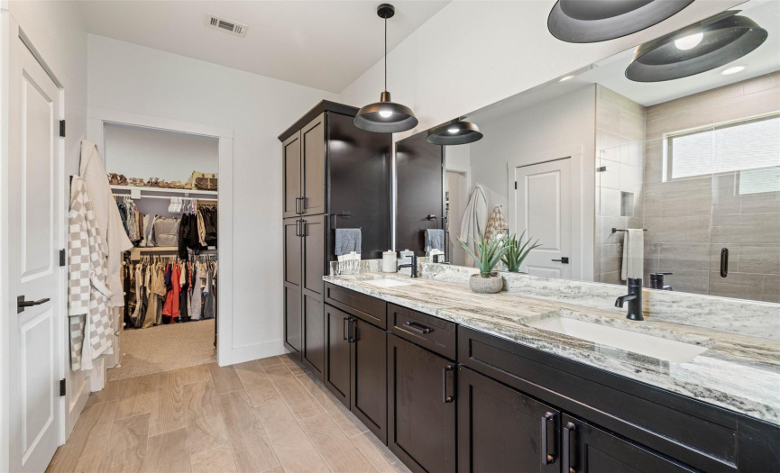 Double vanity and large walk-in closet