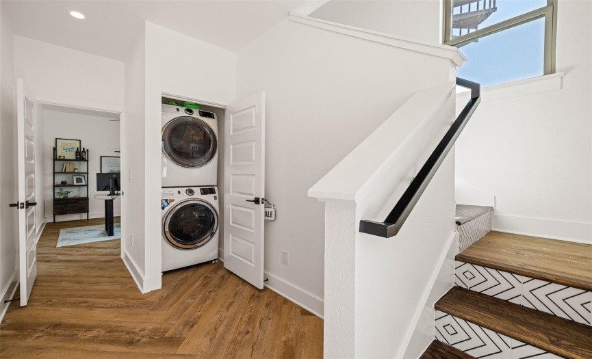 Built-in laundry in guest house - first floor