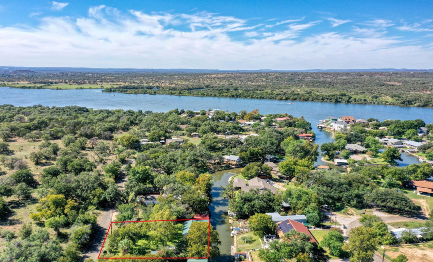 308 County Road 136B RD, Kingsland, Texas 78639, 2 Bedrooms Bedrooms, ,1 BathroomBathrooms,Residential,For Sale,County Road 136B,ACT2631714