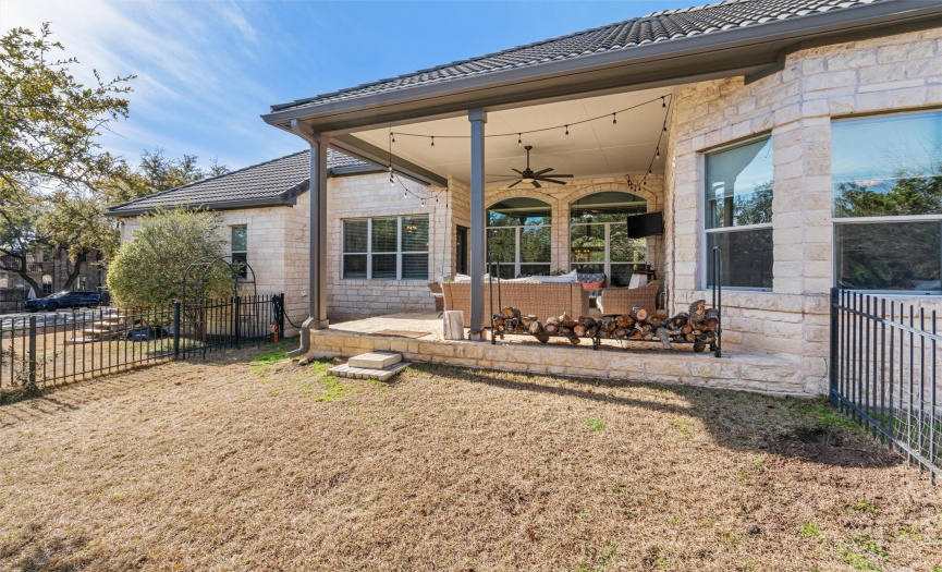 44 Cottondale RD, The Hills, Texas 78738, 4 Bedrooms Bedrooms, ,3 BathroomsBathrooms,Residential,For Sale,Cottondale,ACT2498209