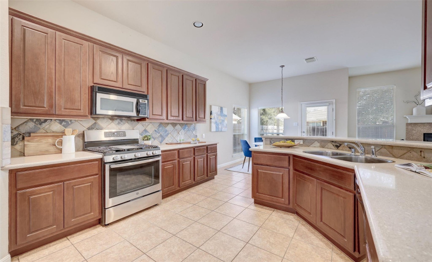 Plenty of room to cook and entertain in this kithcen! 