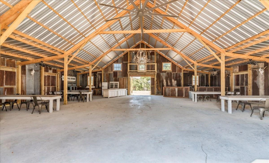52'x48' Event barn was built in 2021 and offers flexible event space!