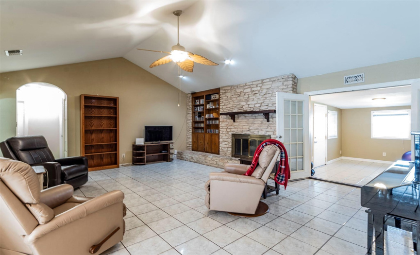 9300 Quail Wood DR, Austin, Texas 78758, 3 Bedrooms Bedrooms, ,2 BathroomsBathrooms,Residential,For Sale,Quail Wood,ACT3134633