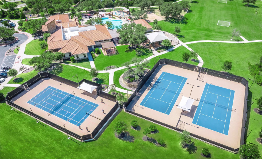 Travisso Tennis Courts 