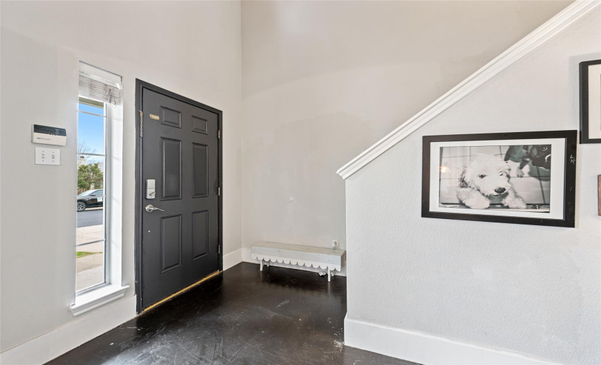 Vaulted entry foyer.
