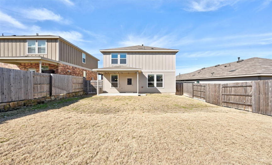 Conveniently located just minutes from I-35, this home provides easy access to shopping, dining, and entertainment options. Schedule a showing today!
