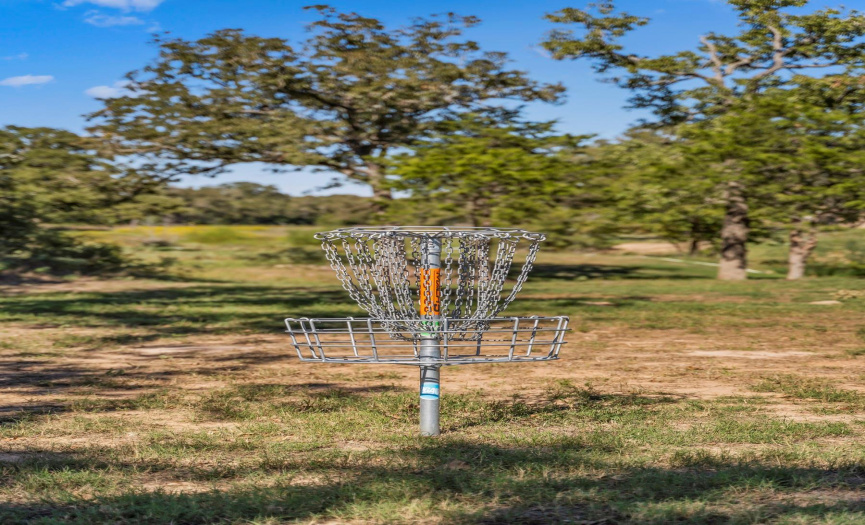 Gorgeous Frisbee Golf Course located in the middle of the community