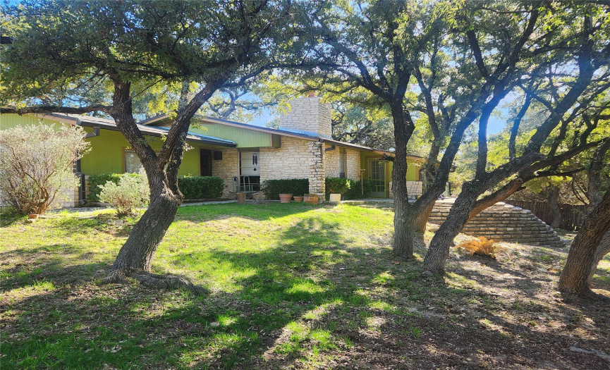 22001 Moffat DR, Briarcliff, Texas 78669, 2 Bedrooms Bedrooms, ,2 BathroomsBathrooms,Residential,For Sale,Moffat,ACT8398329