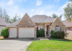 2509 Butler National Drive is a single story home located on Blackhawk Golf Course, green #15. 
