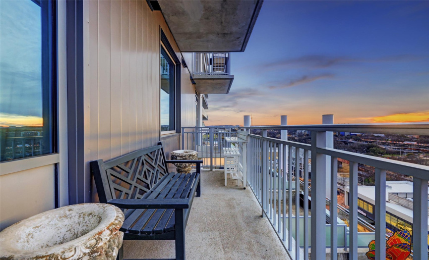 222 West Ave, Austin, Texas 78701, 1 Bedroom Bedrooms, ,1 BathroomBathrooms,Residential,For Sale,West,ACT4645983