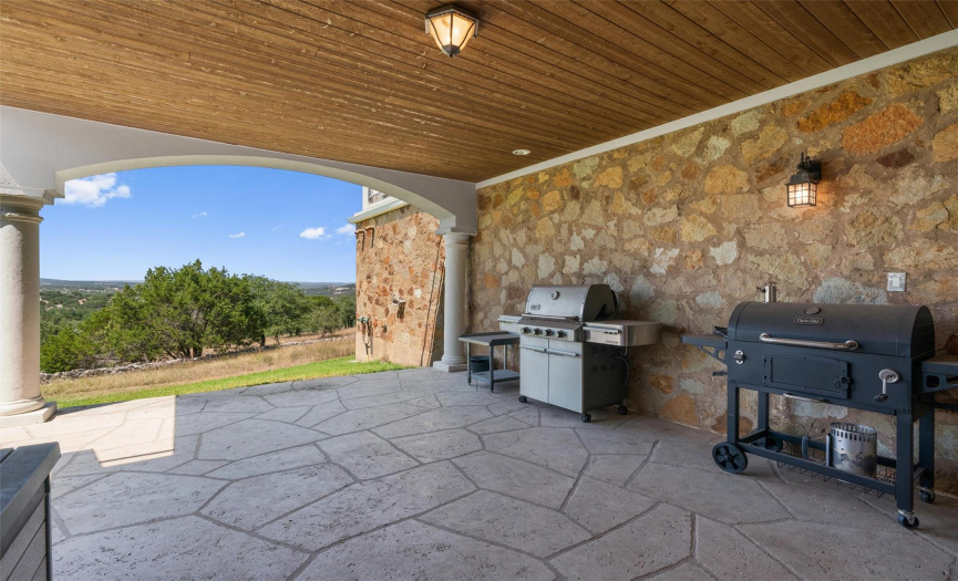 This expansive patio, with direct access to the yard, gives you plenty of space for a future outdoor kitchen or lounge area.