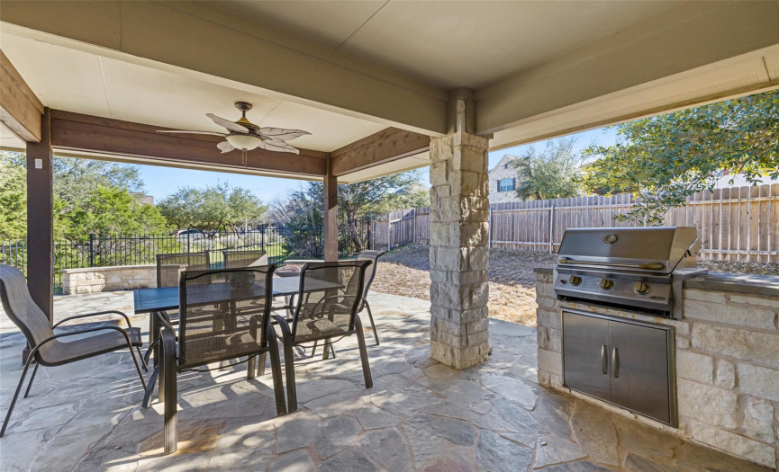Large Covered Patio with built-in grill.