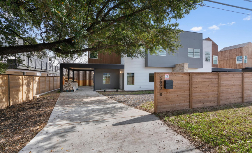 5603 Manor RD, Austin, Texas 78723, 3 Bedrooms Bedrooms, ,2 BathroomsBathrooms,Residential,For Sale,Manor,ACT5595460